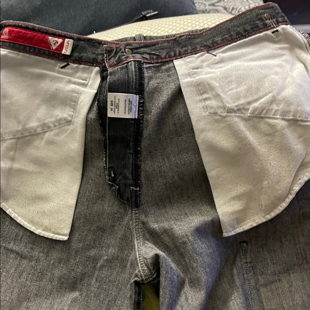 Guess Y2K Men's Dark Gray Jean Shorts size 34 - Picture 10 of 10